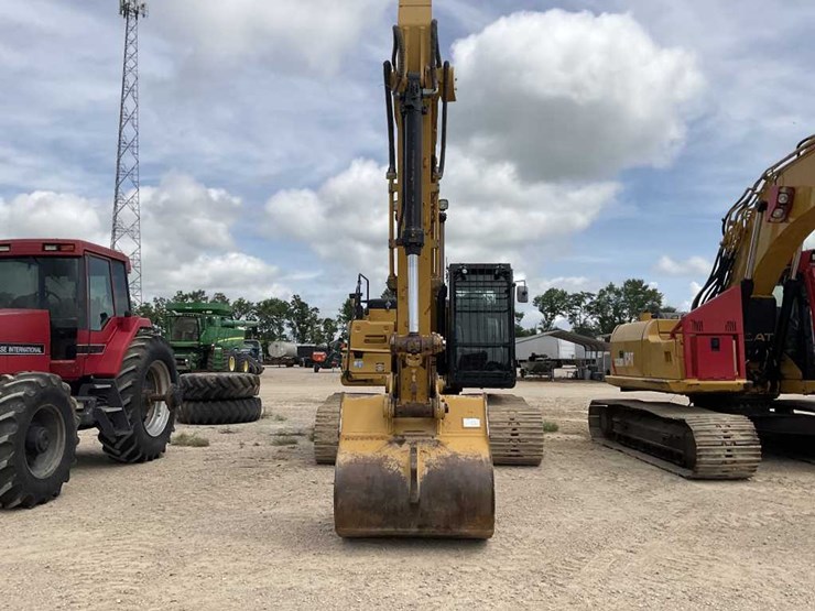 2015-caterpillar-323fl-image-2