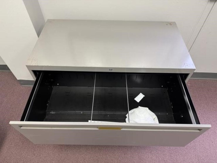 2-drawer-metal-filing-cabinet-image-2