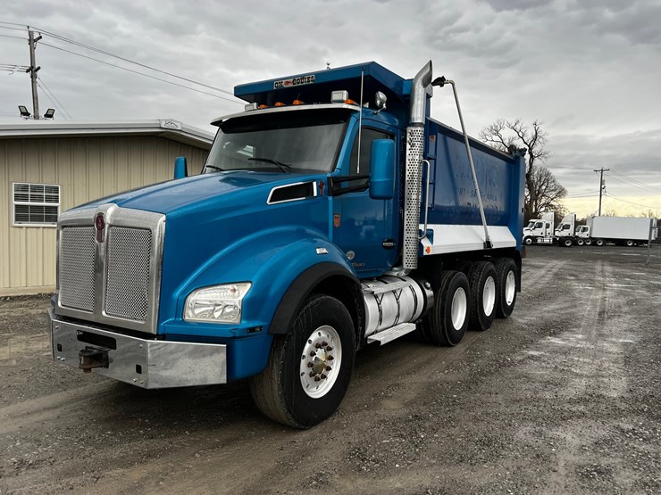2020-kenworth-t880-image-1