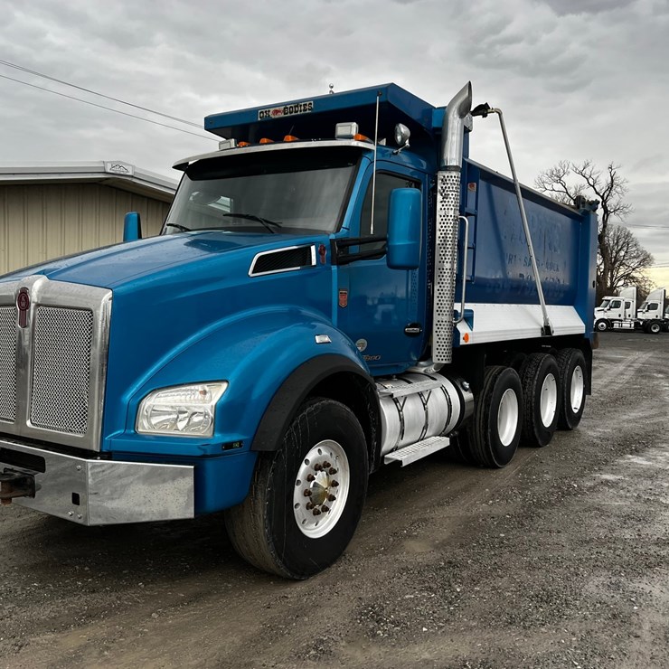 2020 KENWORTH T880