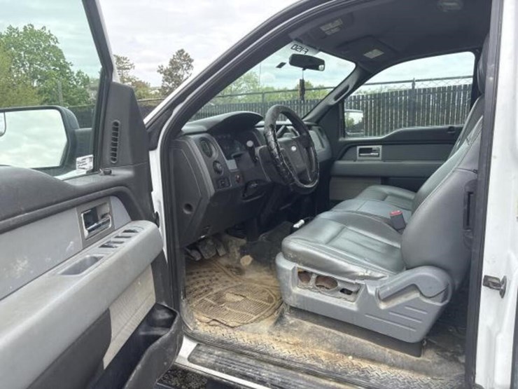 2011-ford-f150-xl-image-12