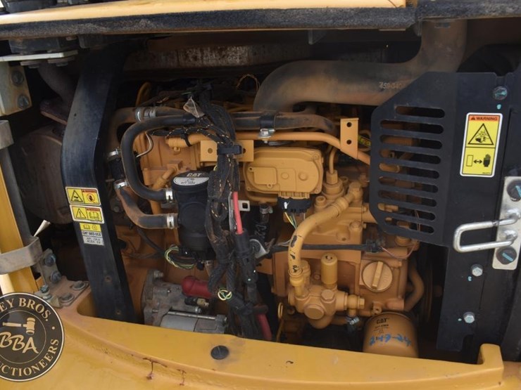 2019-caterpillar-305e2-cr-image-50