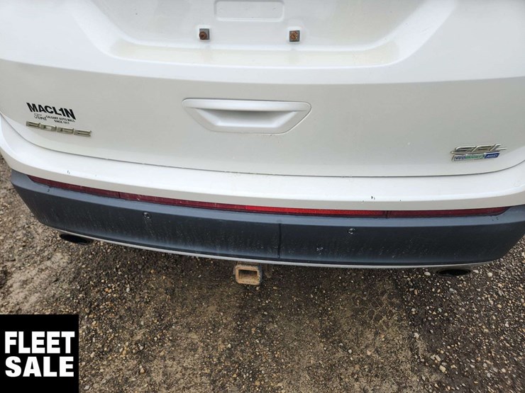 2016-ford-edge-sel-image-27