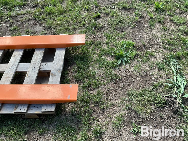 pallet-forks-image-10
