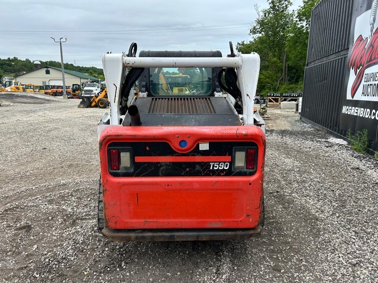 2018-bobcat-t590-image-3