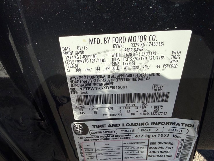 2013-ford-f150-raptor-image-14