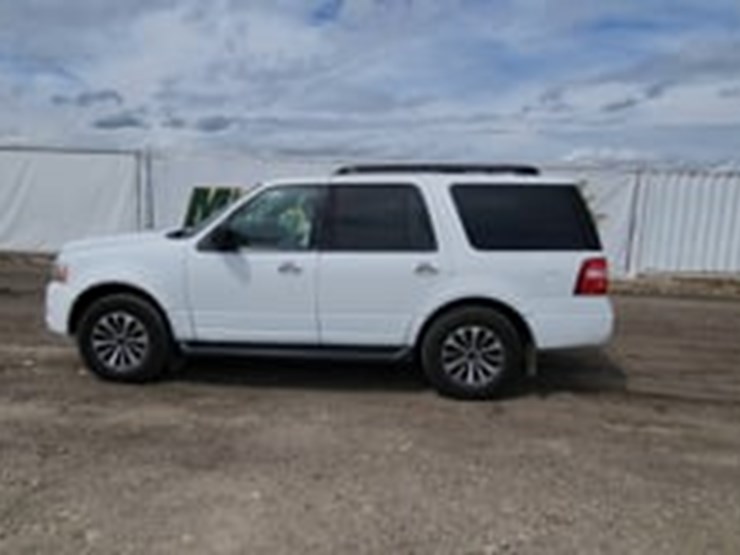 2015-ford-expedition-image-5