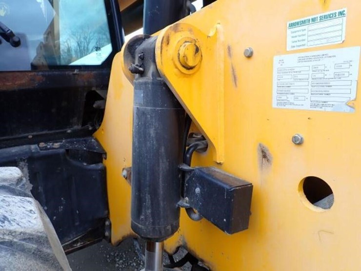 2010-jcb-510-56-image-84