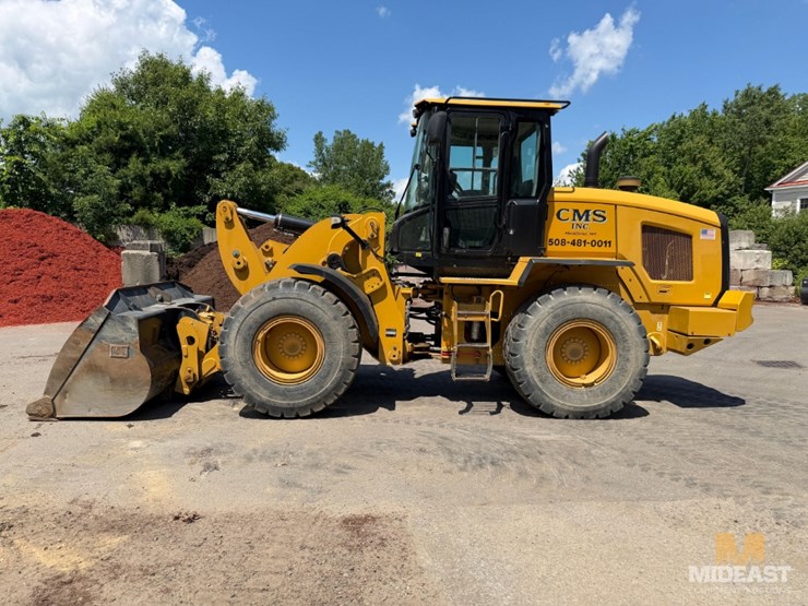 2014-caterpillar-930k-image-2