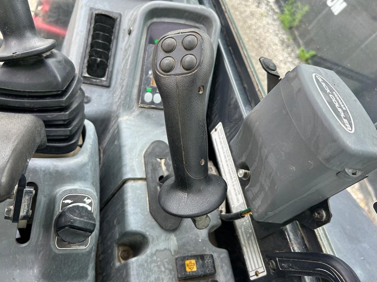 2021-yanmar-sv40-image-23