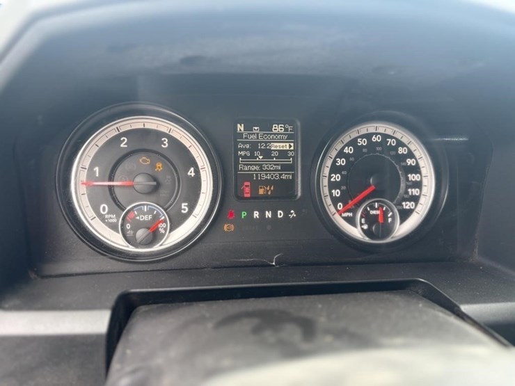 2014-dodge-ram-5500-image-38