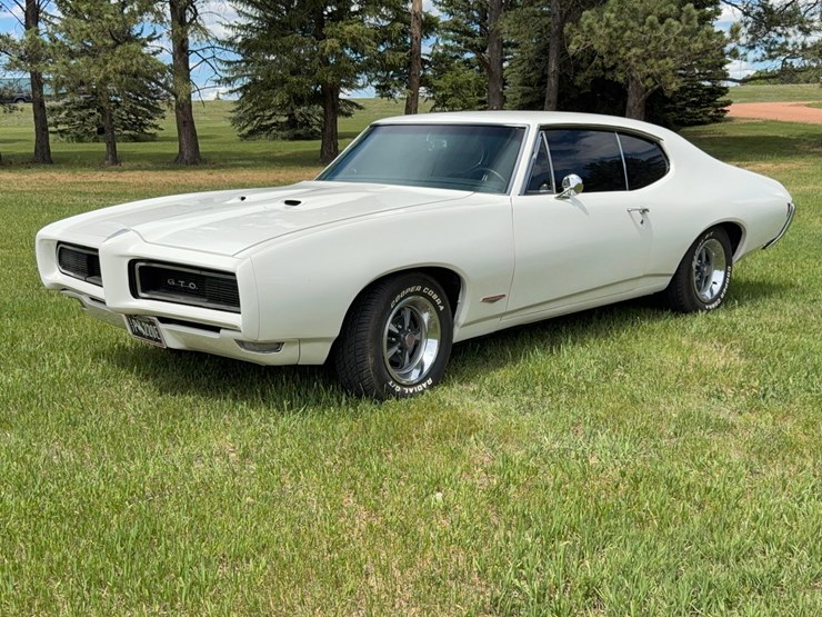 1968-pontiac-gto-image-7
