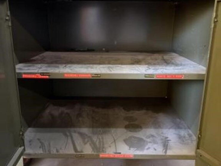 industrial-sjop-desk-with-slope-top-image-4