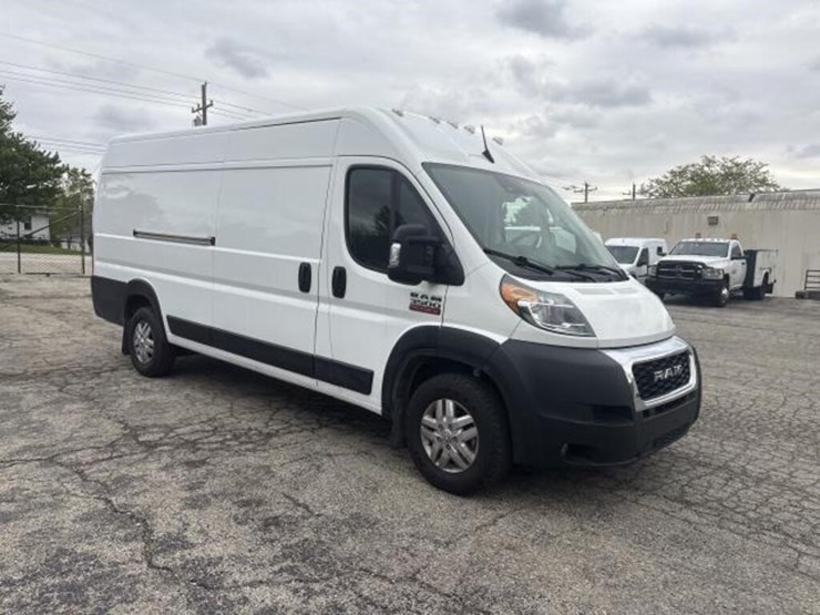 2022-dodge-3500-image-6