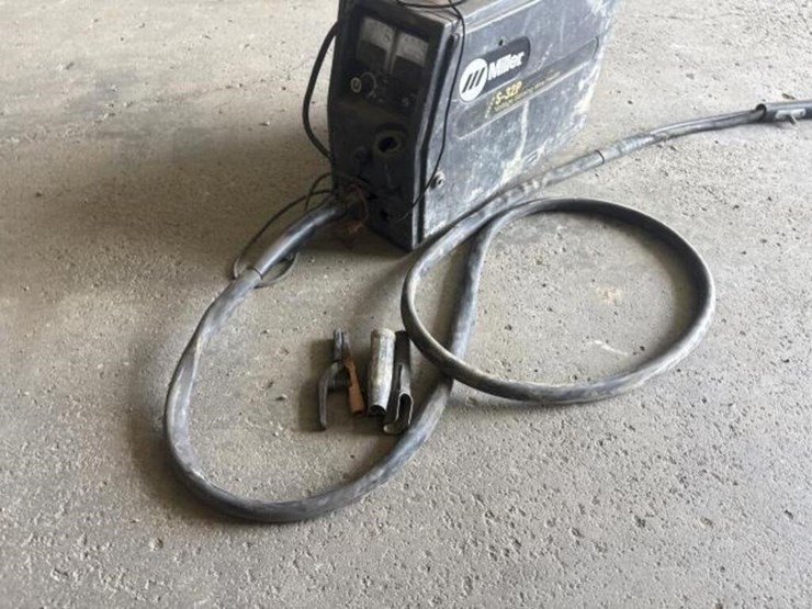 miller-s-32p-voltage-sensing-wire-feeder-image-5