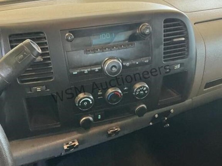 2013-chevrolet-silverado-1500-image-20