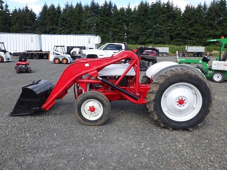 ford-tractor-image-8
