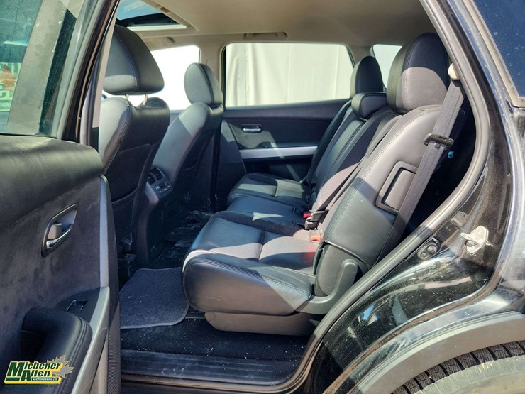 2015-mazda-cx9-image-15