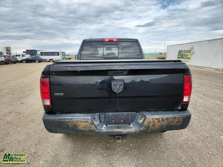 2014-dodge-1500-image-6