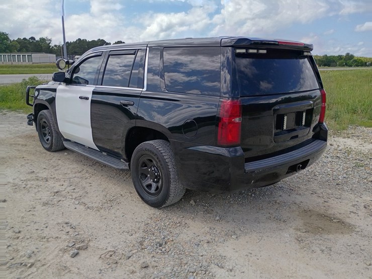 2018-chevrolet-tahoe-image-5