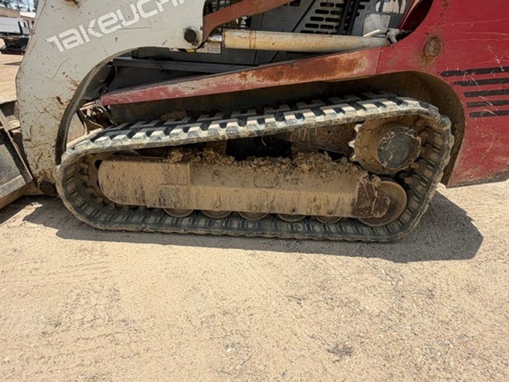 takeuchi-tl150-image-11