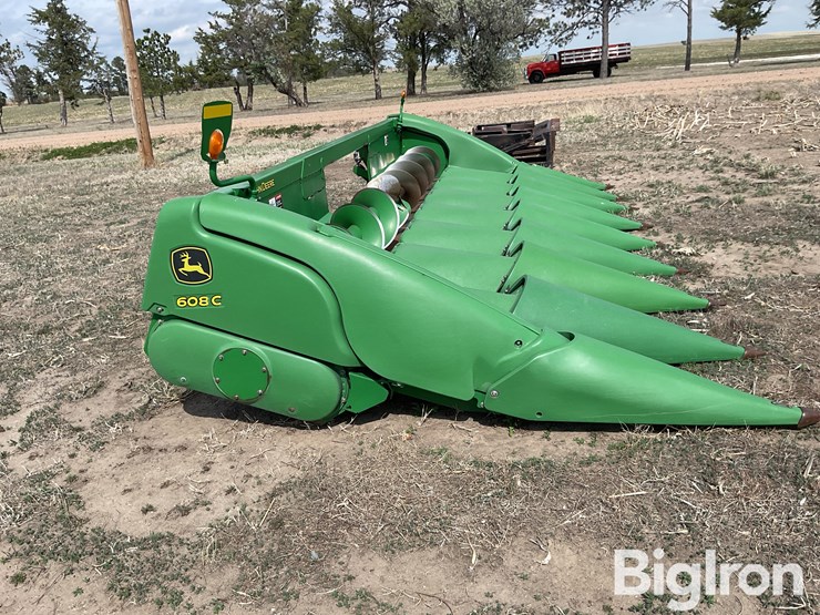 john-deere-608c-image-4