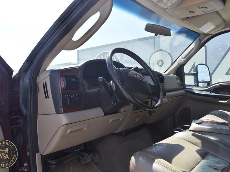 2006-ford-f250-lariat-image-18