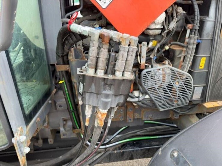 kubota-m7060d-image-30