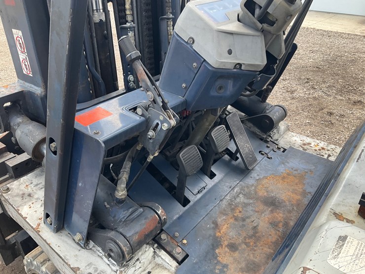 #1380-•-komatsu-fg35st-5-forklift-image-23