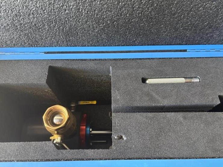 mueller-4–6in-gas-line-tapping-&-stopping-trailer-image-10