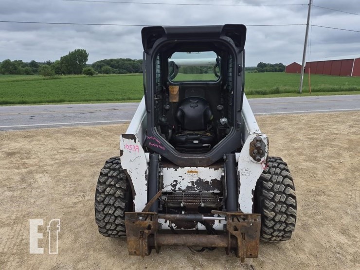 2011-bobcat-s750-image-7