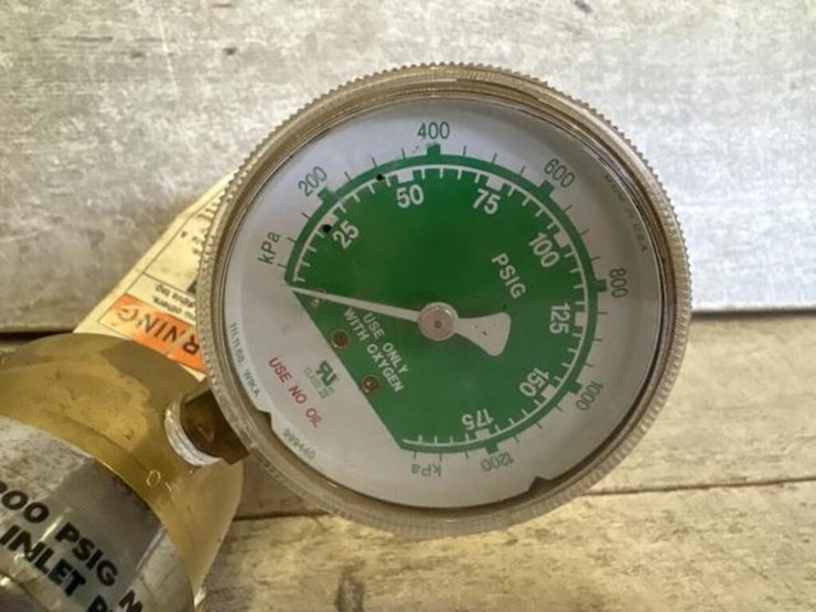 200-psig-maximum-inlet-pressure-gauge-image-3