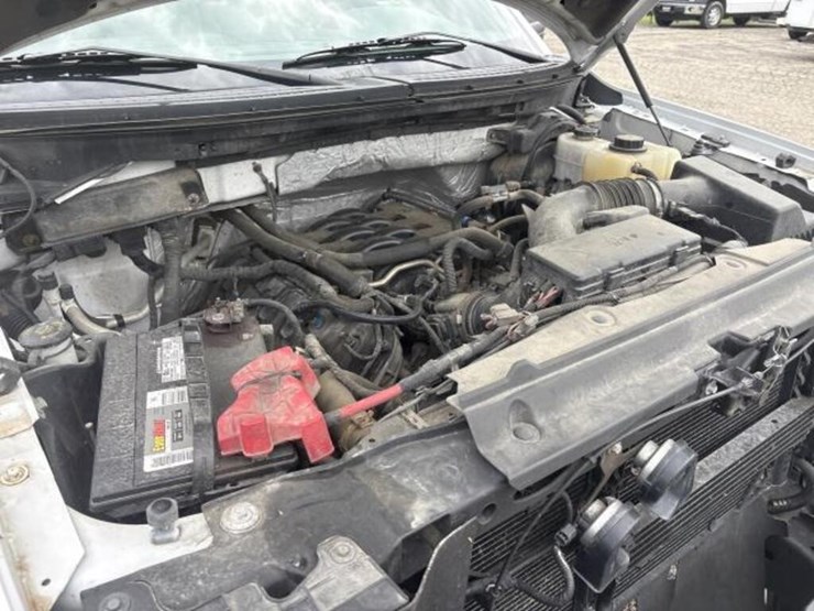 2011-ford-f150-xl-image-19