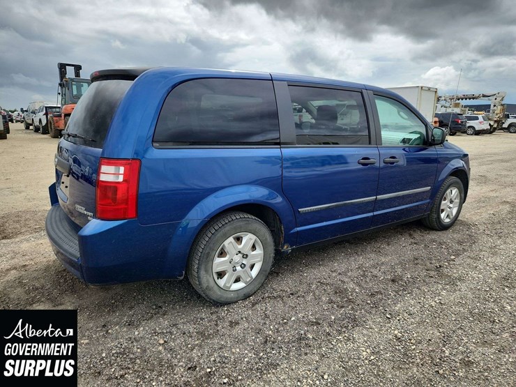 2010-dodge-grand-caravan-se-image-4