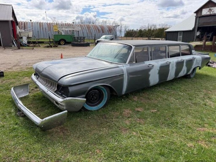 1961-mercury-limousine-1w62v542111-image-1