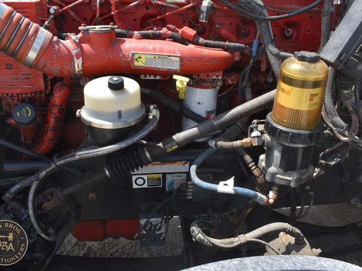 2012-peterbilt-386-image-29