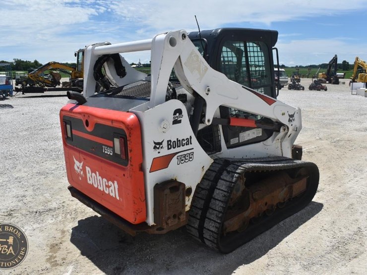 2019-bobcat-t595-image-5