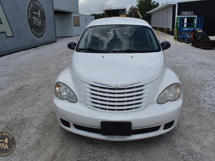 2007-chrysler-pt-cruiser-image-8