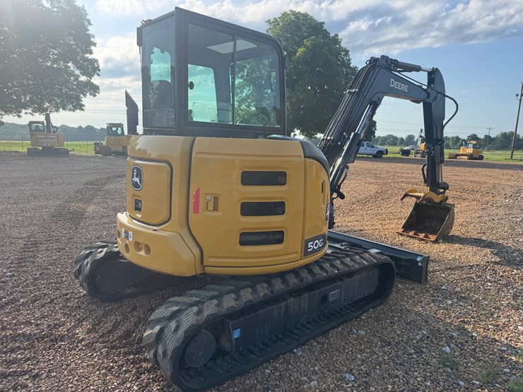 2021-deere-50g-image-5