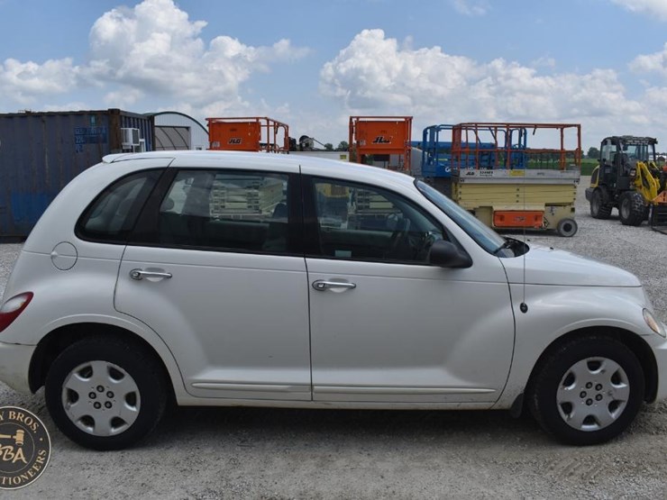 2007-chrysler-pt-cruiser-image-6