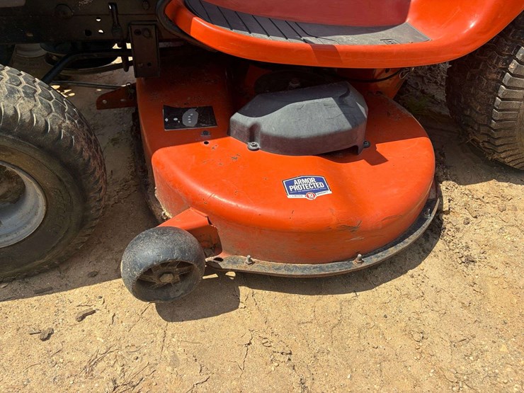 husqvarna-yth22v-46"-cut-riding-mower-image-12