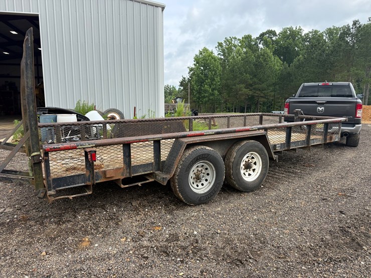 #588-•-texas-bragg-heavy-duty-bumper-pull-trailer---somerville,-tn-image-3