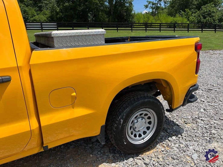 2019-chevrolet-silverado-pickup-truck-image-15