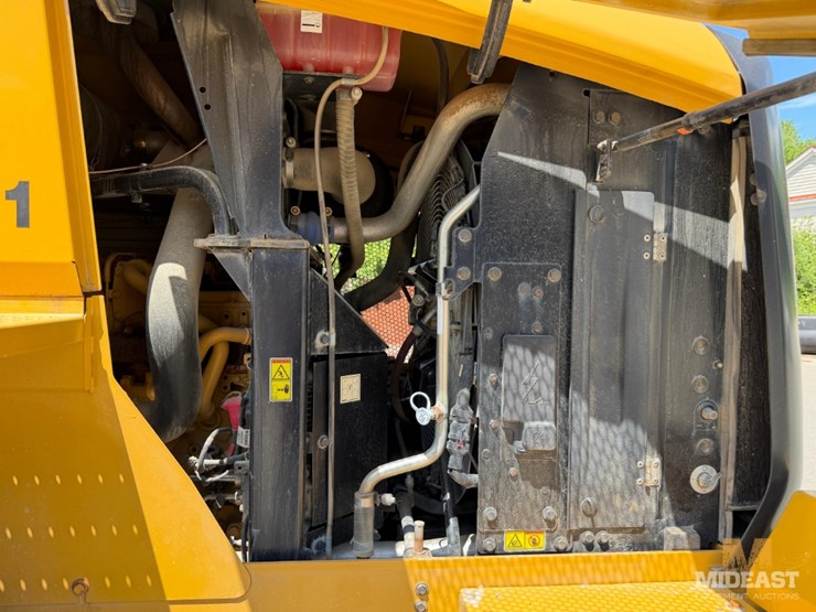 2014-caterpillar-930k-image-6