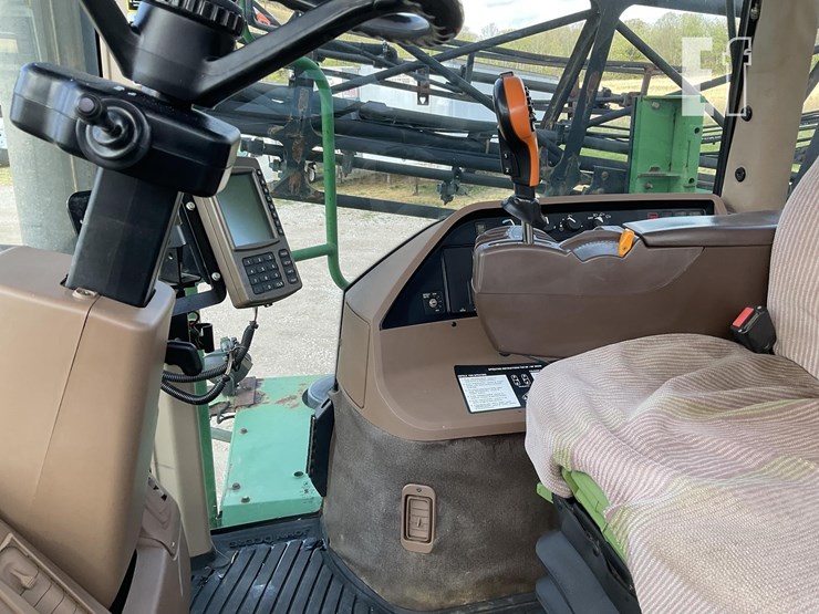2005-john-deere-4720-image-9