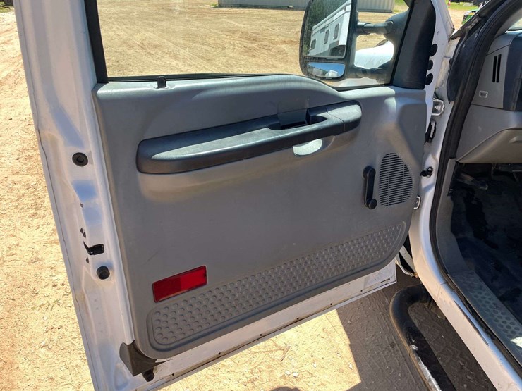 2007-ford-f250-image-9