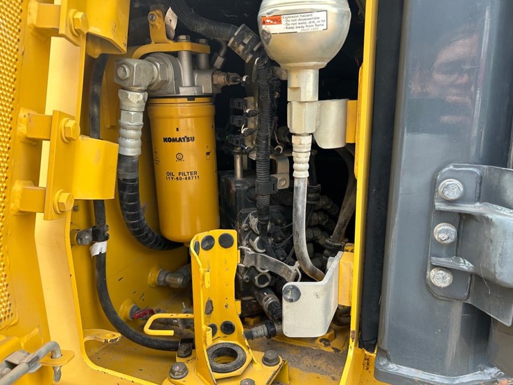2016-komatsu-d39pxi-24-image-15