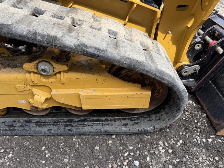 2024-caterpillar-255-image-14