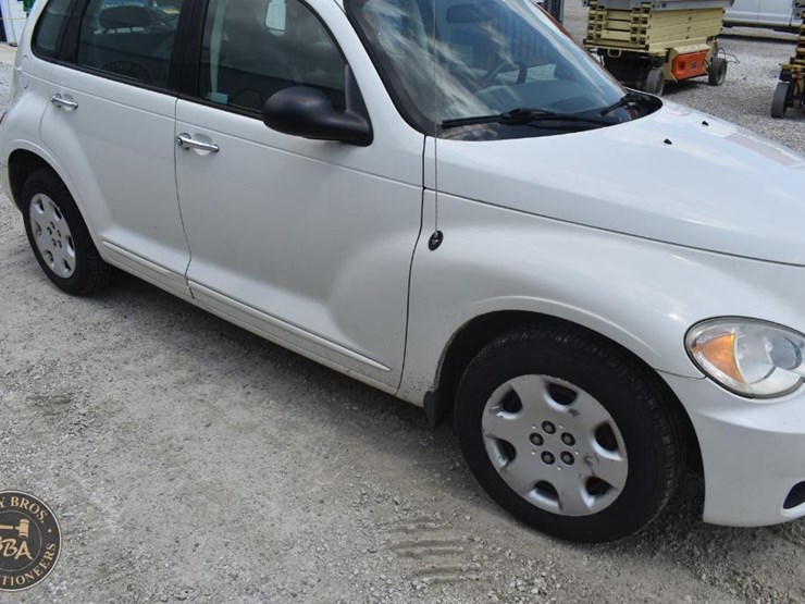 2007-chrysler-pt-cruiser-image-10