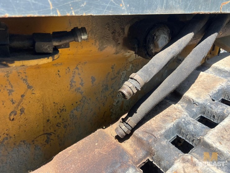 1999-caterpillar-cp-323c-image-6